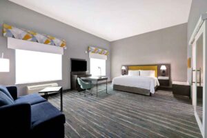 Hampton Inn & Suites Houston East Beltway 8 Book Now Pay Later in 