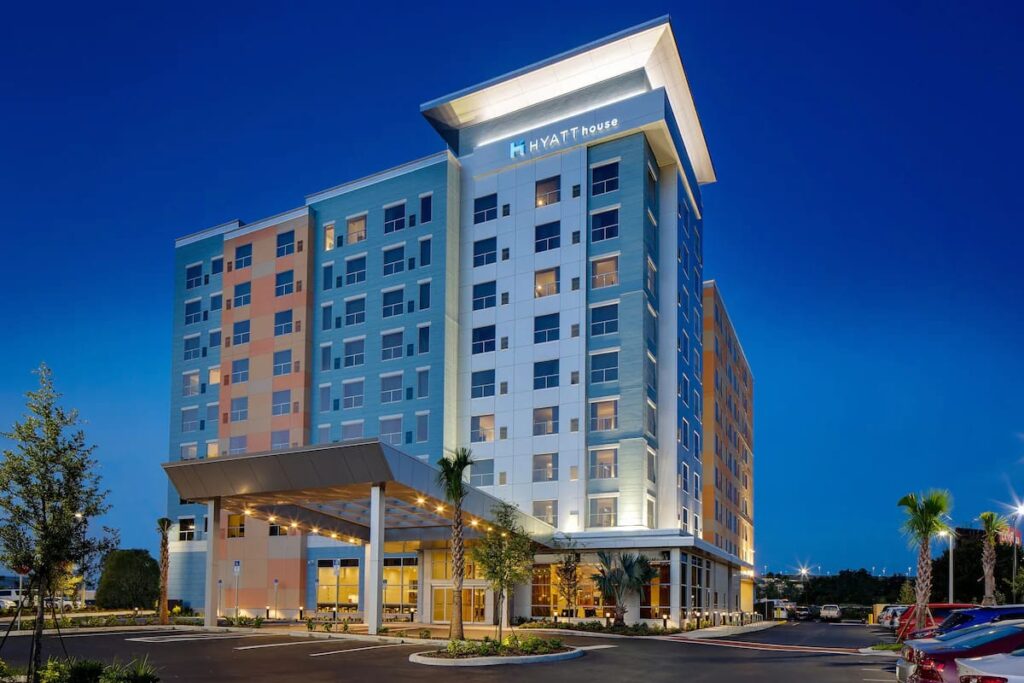 Hyatt House across from Universal Orlando Resort hotel in Orlando