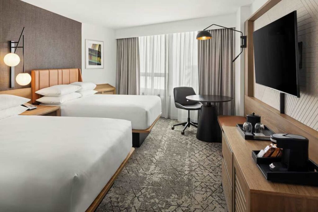 Sheraton Minneapolis Downtown Convention Center hotel in Minneapolis