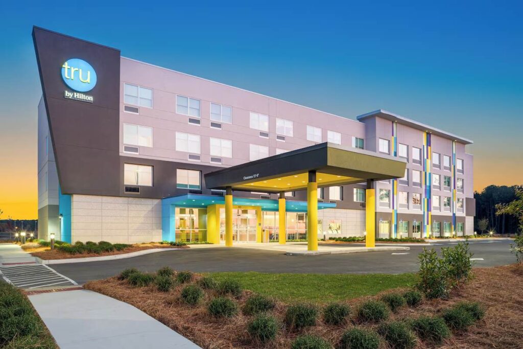 Tru by Hilton Savannah Airport hotel in Savannah