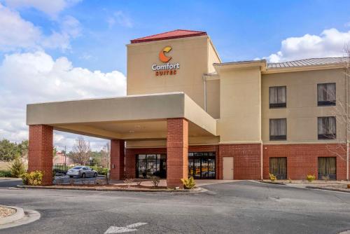 Comfort Suites Macon Northwest hotel in Macon