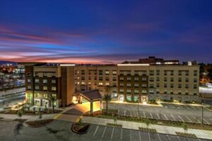 Hampton Inn & Suites San Jose Airport Book Now Pay Later in San Jose