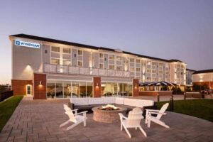 Wyndham Newport Hotel Book Now Pay Later in 