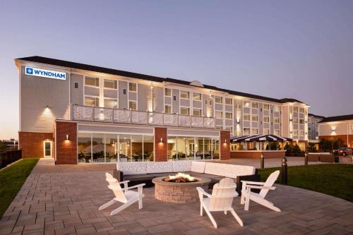 Wyndham Newport Hotel hotel in Middletown
