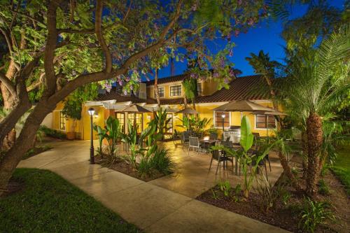 Clementine Hotel & Suites Anaheim hotel in Anaheim