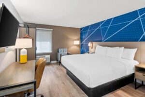 Comfort Inn & Suites Salt Lake City I-80 I-15 Downtown With Pay Later Option