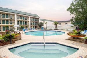 Econo Lodge Inn & Suites Foley-North Gulf Shores With Pay Later Option