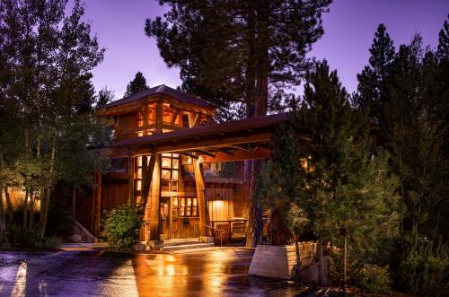 Gravity Haus Truckee-Tahoe hotel in Truckee