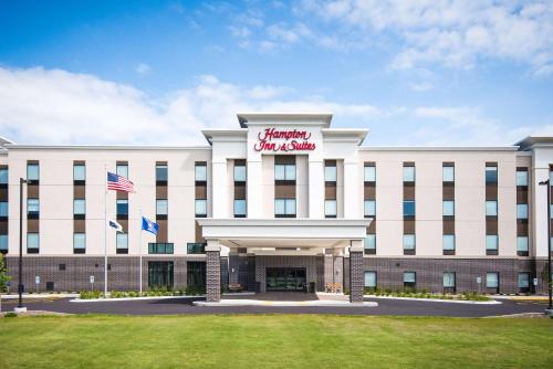 Hampton Inn and Suites at Wisconsin Dells Lake Delton hotel in Wisconsin Dells