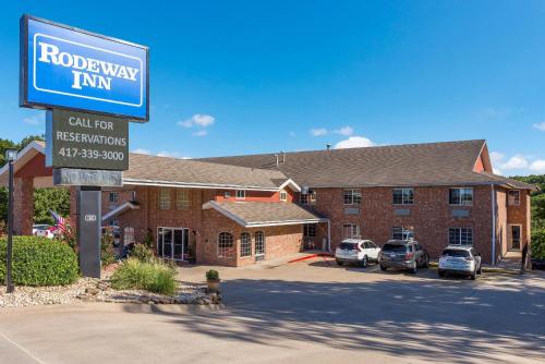 Rodeway Inn Branson, Brick House hotel in Branson
