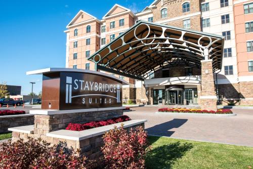 Staybridge Suites Albany Wolf Rd-Colonie Center by IHG hotel in Albany