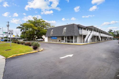 Studio 6 Wilmington, NC hotel in Wilmington