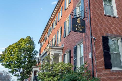 The Salem Inn hotel in Salem