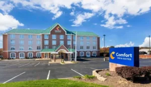 Comfort Inn & Suites Cuyahoga Falls - Akron Book Now Pay Later Hotels
