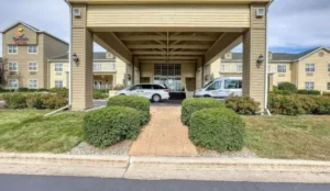 Comfort Suites Appleton Airport Book Now Pay Later Hotels