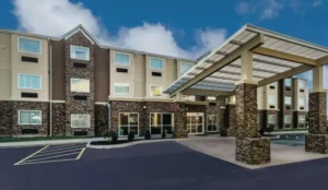 La Quinta by Wyndham Collinsville - St. Louis Book Now Pay Later Hotels