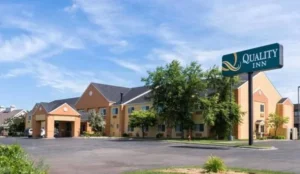 Quality Inn Lakeville North Book Now Pay Later Hotels