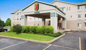 Super 8 by Wyndham Aurora/Naperville Area Book Now Pay Later Hotels