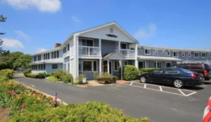 VILLAGE GREEN MOTEL Book Now Pay Later Hotels
