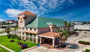 Comfort Suites near NASA - Clear Lake Book Now Pay Later Hotels
