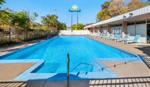 Days Inn by Wyndham Dubuque Book Now Pay Later Hotels