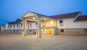 Days Inn by Wyndham Evansdale Waterloo Book Now Pay Later Hotels