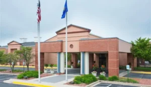 DoubleTree by Hilton Milwaukee/Brookfield Book Now Pay Later Hotels