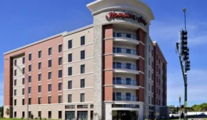 Hampton Inn Cedar Falls Downtown, Ia Book Now Pay Later Hotels