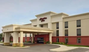 Hampton Inn Dubuque Book Now Pay Later Hotels