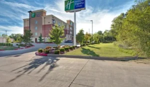 Holiday Inn Express and Suites Oklahoma City North by IHG Book Now Pay Later Hotels