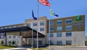 Holiday Inn Express & Suites Farmington Hills - Detroit by IHG Book Now Pay Later Hotels