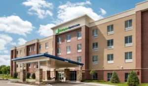 Holiday Inn Express & Suites St. Louis - Chesterfield by IHG Book Now Pay Later Hotels