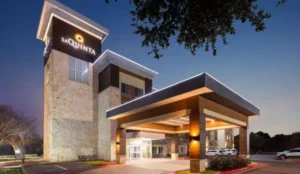 La Quinta by Wyndham Austin - Cedar Park Book Now Pay Later Hotels