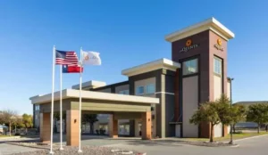 La Quinta by Wyndham Austin NW/Lakeline Mall Book Now Pay Later Hotels