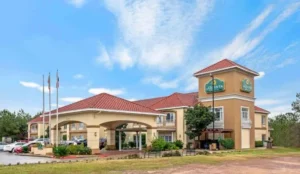 La Quinta by Wyndham Conroe Book Now Pay Later Hotels