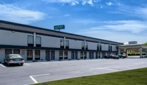 Quality Inn Cleveland North Book Now Pay Later Hotels