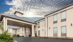 Super 8 by Wyndham Conway Book Now Pay Later Hotels