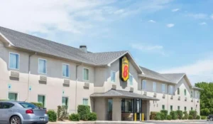 Super 8 by Wyndham Hagerstown/Halfway Area Book Now Pay Later Hotels