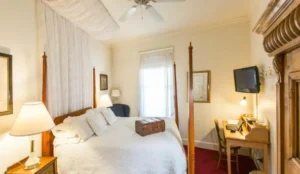 The Currier Inn Book Now Pay Later Hotels